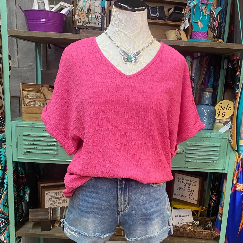 NWT The Textured V Tee in Pink